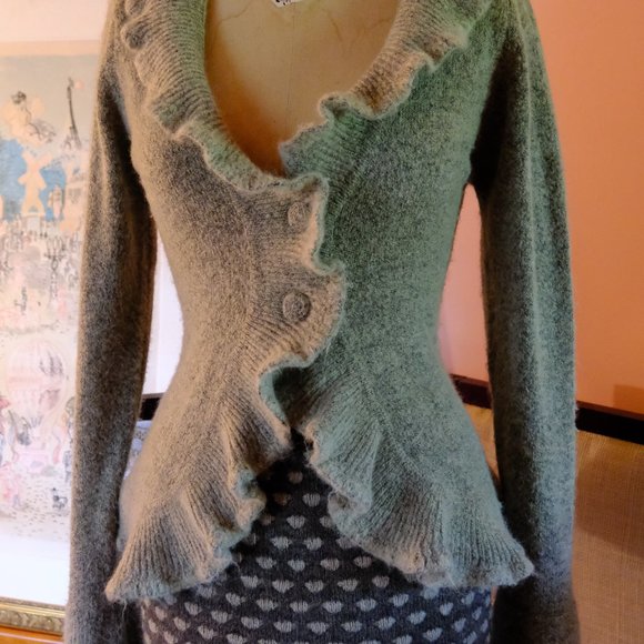 Heather Grey Soft Ruffled Sweater - Picture 5 of 6
